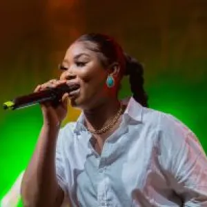 Roseline Layo