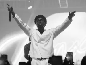 “Afrobeats declining”—Omah Lay claims